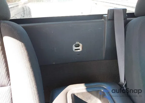 2011 Chevrolet Silverado 1500 Work Truck z USA, uszkodzony, nr VIN 1GCNCPEX3BZ389193